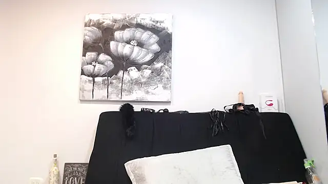 Snapshot of DonnaJoness chatting on November 20, 2025, 8:53 pm DonnaJoness online show from November 20, 2025, 8:53 pm