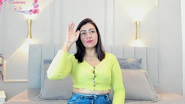 Snapshot of victoria_bourne chatting on October 25, 2025, 7:14 pm victoria bourne online show from October 25, 2025, 7:14 pm