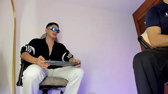 sotooliver3 online show from January 15, 2026, 10:02 pm