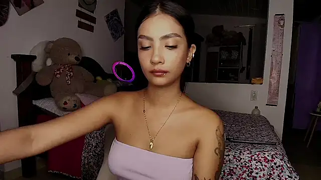 Snapshot of mia_yireth chatting on September 19, 2025, 1:09 am mia yireth online show from September 19, 2025, 1:09 am