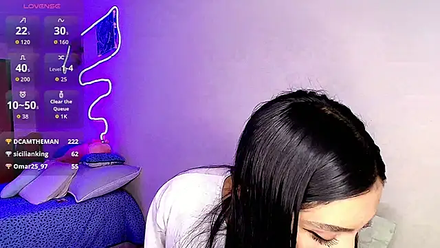 Snapshot of mia_yireth chatting on June 4, 2026, 12:59 am mia yireth online show from June 4, 2026, 12:59 am