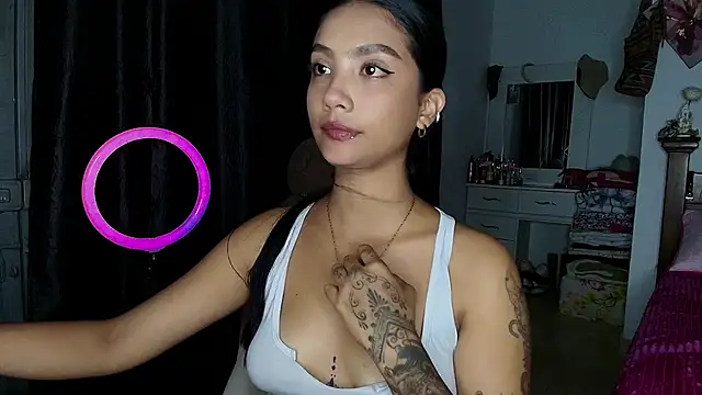 Snapshot of mia_yireth chatting on September 12, 2025, 12:22 am mia yireth online show from September 12, 2025, 12:22 am