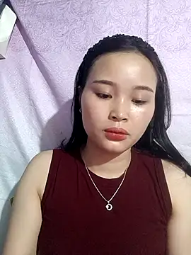 Snapshot of Lili_lovely chatting on October 28, 2025, 8:13 am Lili lovely online show from October 28, 2025, 8:13 am