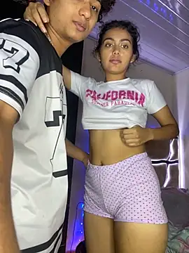 Snapshot of Nezuko-uWux chatting on September 26, 2025, 6:31 am Nezuko-uWux online show from September 26, 2025, 6:31 am