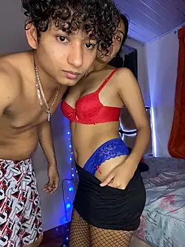 Snapshot of Nezuko-uWux chatting on September 18, 2025, 7:33 am Nezuko-uWux online show from September 18, 2025, 7:33 am