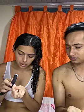 Snapshot of Nezuko-uWux chatting on November 9, 2025, 12:36 am Nezuko-uWux online show from November 9, 2025, 12:36 am