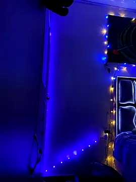 Snapshot of Nezuko-uWux chatting on October 9, 2025, 5:30 am Nezuko-uWux online show from October 9, 2025, 5:30 am