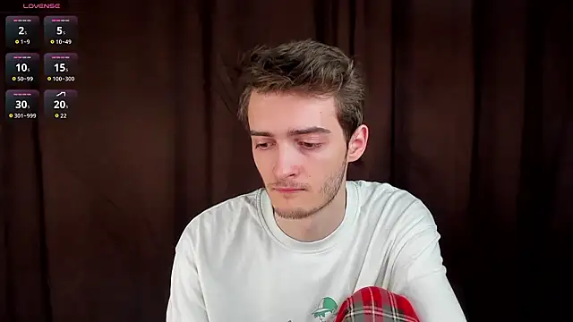 Snapshot of spider____man chatting on March 2, 2026, 1:29 pm spider man online show from March 2, 2026, 1:29 pm