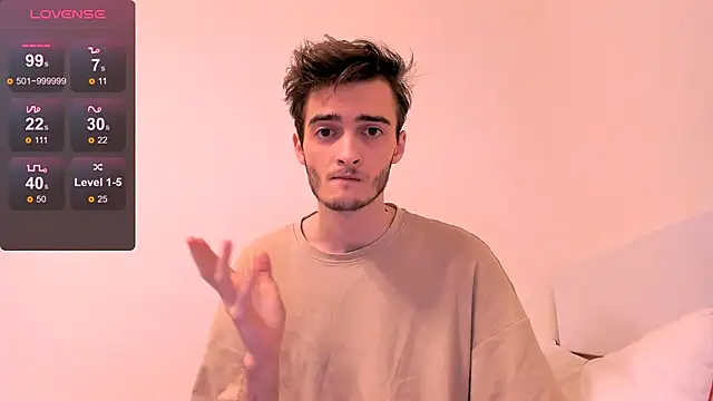 Snapshot of spider____man chatting on November 17, 2025, 11:14 am spider man online show from November 17, 2025, 11:14 am