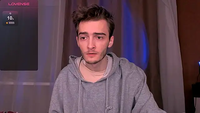 Snapshot of spider____man chatting on October 21, 2025, 5:45 pm spider man online show from October 21, 2025, 5:45 pm