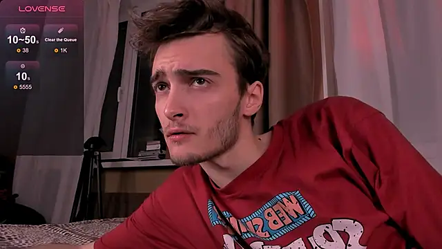 Snapshot of spider____man chatting on November 10, 2025, 4:23 pm spider man online show from November 10, 2025, 4:23 pm