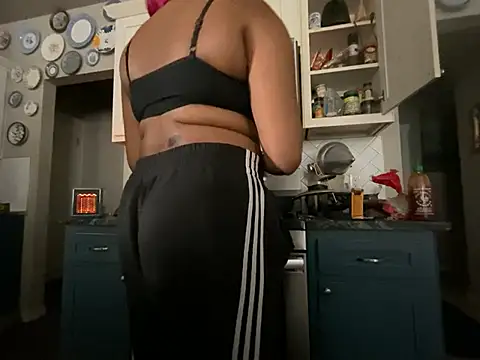 princesslivv online show from February 20, 2026, 6:54 pm