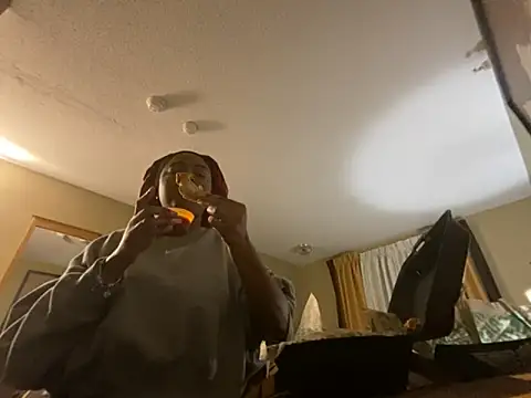 Snapshot of princesslivv chatting on October 8, 2025, 6:26 am princesslivv online show from October 8, 2025, 6:26 am