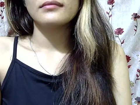 Amira90 online show from October 10, 2025, 9:32 am