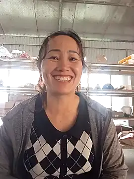 Fienjr online show from December 18, 2025, 4:06 am