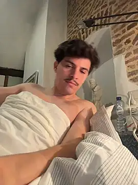 dock 75 online show from November 11, 2025, 8:09 am