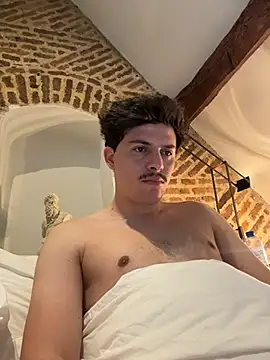 dock 75 online show from November 10, 2025, 9:47 am