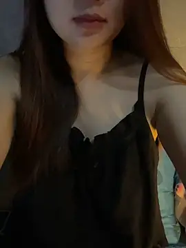 Hinne07 online show from February 27, 2026, 12:22 am