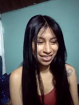 Snapshot of Pocahontas_tw chatting on December 18, 2025, 1:37 pm Pocahontas tw online show from December 18, 2025, 1:37 pm