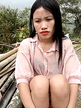 rubi bae online show from March 19, 2026, 2:44 am