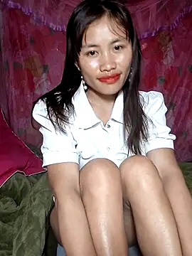 Snapshot of rubi_bae chatting on April 29, 2026, 12:59 am rubi bae online show from April 29, 2026, 12:59 am