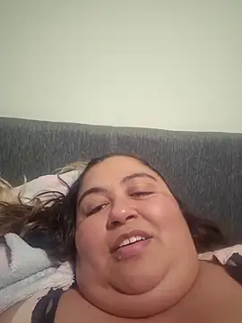 Snapshot of curvy_diva_ chatting on September 28, 2025, 12:28 am curvy diva online show from September 28, 2025, 12:28 am