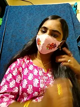 mini-queen online show from January 13, 2026, 4:22 pm