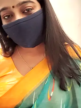 Snapshot of saritha29 chatting on December 18, 2025, 9:58 am saritha29 online show from December 18, 2025, 9:58 am