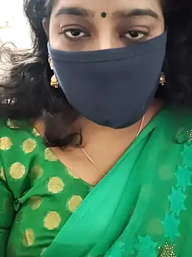 Snapshot of saritha29 chatting on October 25, 2025, 11:53 am saritha29 online show from October 25, 2025, 11:53 am