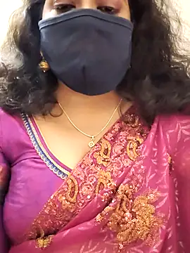 Snapshot of saritha29 chatting on September 17, 2025, 4:53 pm saritha29 online show from September 17, 2025, 4:53 pm