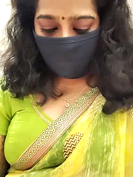 Snapshot of saritha29 chatting on October 4, 2025, 4:41 pm saritha29 online show from October 4, 2025, 4:41 pm