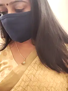 Snapshot of saritha29 chatting on December 14, 2025, 5:07 pm saritha29 online show from December 14, 2025, 5:07 pm