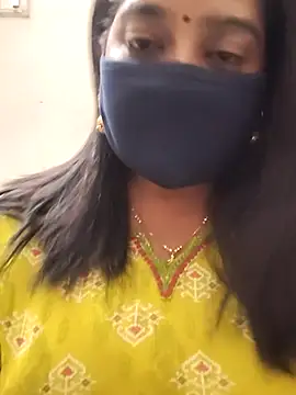 Snapshot of saritha29 chatting on November 25, 2025, 5:35 pm saritha29 online show from November 25, 2025, 5:35 pm