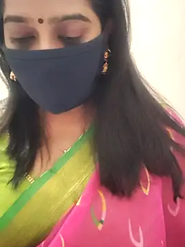 Snapshot of saritha29 chatting on November 19, 2025, 5:35 pm saritha29 online show from November 19, 2025, 5:35 pm