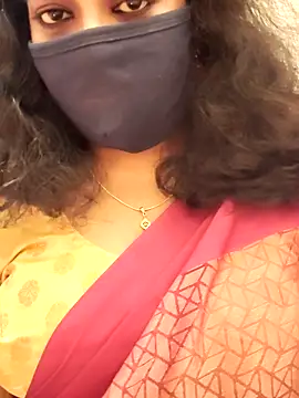 Snapshot of saritha29 chatting on October 3, 2025, 5:14 pm saritha29 online show from October 3, 2025, 5:14 pm