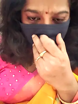 Snapshot of saritha29 chatting on October 6, 2025, 4:52 pm saritha29 online show from October 6, 2025, 4:52 pm