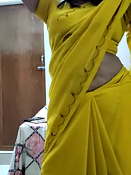 saritha29 online show from February 24, 2026, 6:14 am