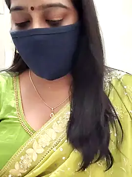 saritha29 online show from December 19, 2025, 11:34 am