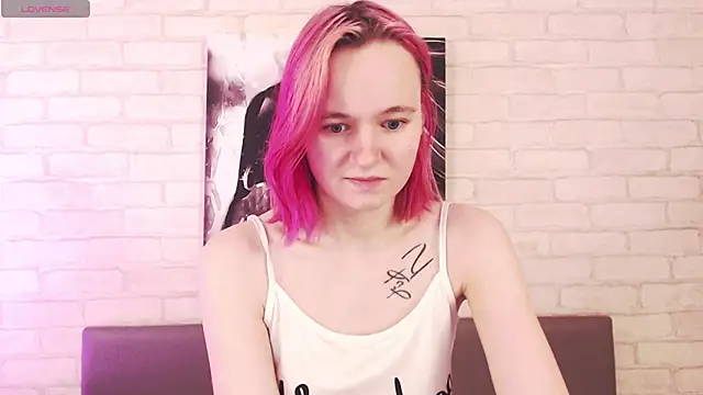 Snapshot of Ericha_Stone chatting on October 9, 2025, 1:50 am Ericha Stone online show from October 9, 2025, 1:50 am