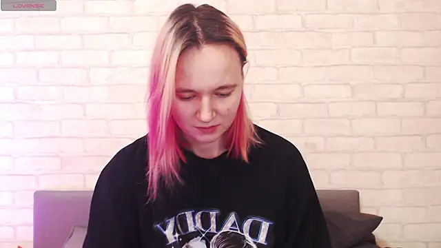 Snapshot of Ericha_Stone chatting on January 6, 2026, 8:07 am Ericha Stone online show from January 6, 2026, 8:07 am