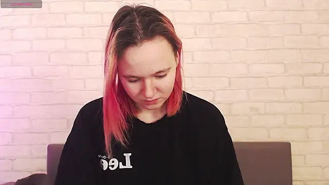 Snapshot of Ericha_Stone chatting on January 18, 2026, 1:53 am Ericha Stone online show from January 18, 2026, 1:53 am