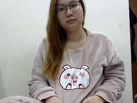 Snapshot of Kiko_sunflower chatting on February 10, 2025, 6:09 am Kiko sunflower online show from February 10, 2025, 6:09 am
