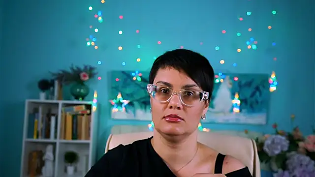 LauraDavidsons online show from February 28, 2026, 5:45 pm