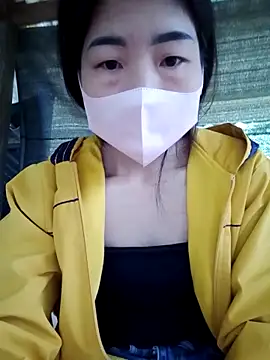 Snapshot of Georgia_here chatting on October 25, 2025, 12:10 am Georgia here online show from October 25, 2025, 12:10 am