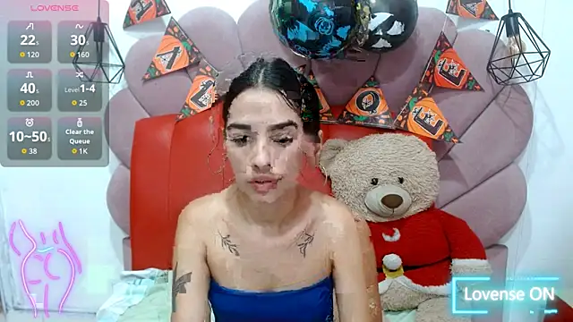 Snapshot of vanesa19_ chatting on October 28, 2025, 5:01 pm vanesa19 online show from October 28, 2025, 5:01 pm