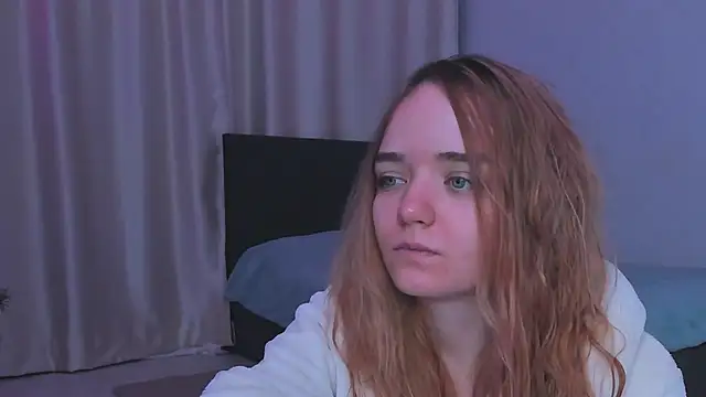 JanetShy online show from January 18, 2026, 9:13 am