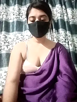 midnightmuse-03 online show from September 20, 2025, 3:39 pm