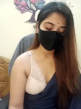 midnightmuse-03 online show from October 22, 2025, 8:08 pm