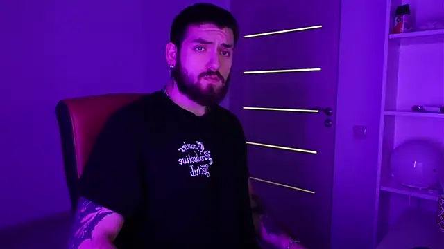 Mike Platano online show from November 29, 2025, 9:37 pm