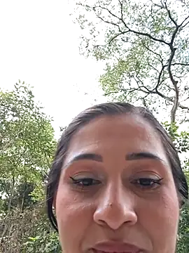 Snapshot of Alisson_Morgann chatting on June 21, 2026, 10:04 pm Alisson Morgann online show from June 21, 2026, 10:04 pm